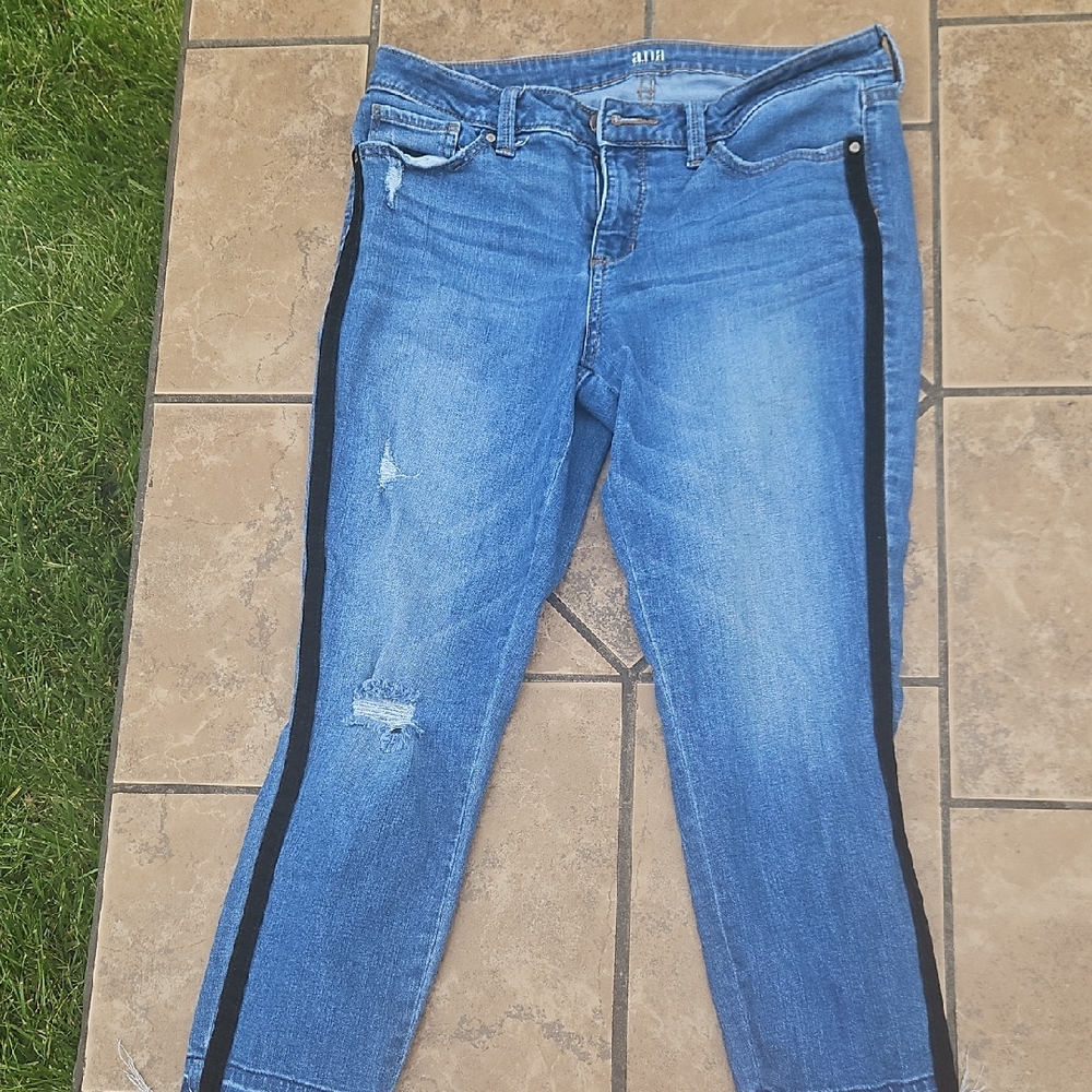 a.n.a Blue Ankle Cropped Jeans Distressed